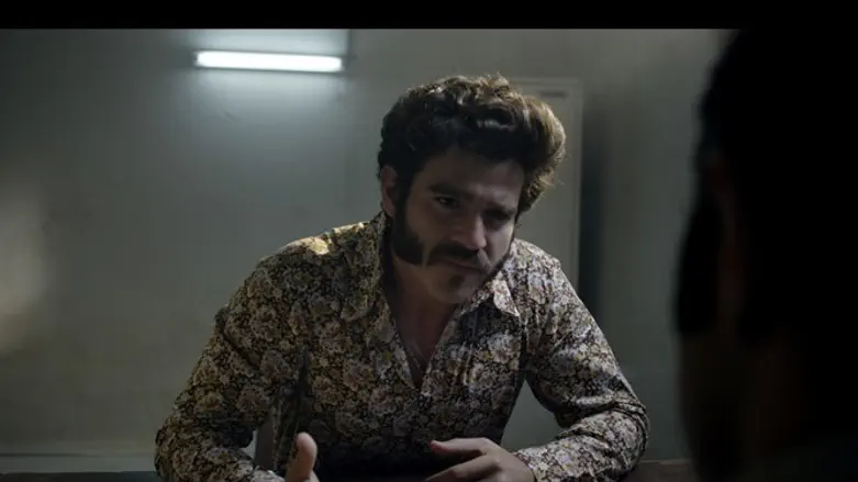 מאור שוויצר בשעת נעילה