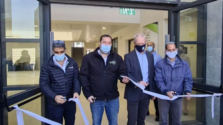 Церемония открытия новой ешивы