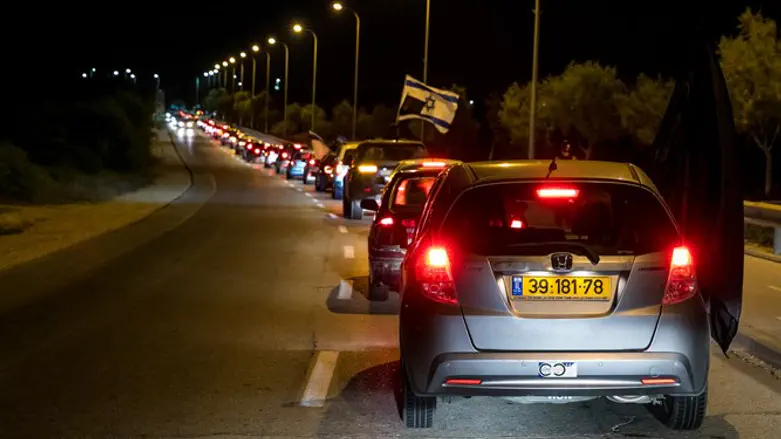 שיירת מחאה בקיסריה