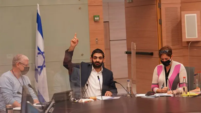 אישור התקנות