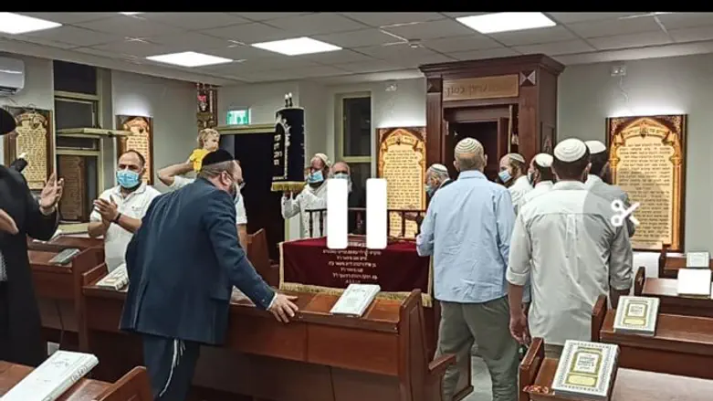 חנוכת בית הכנסת בבית קמה