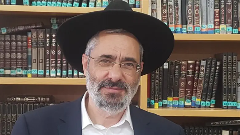 הרב עמנואל אלאלוף