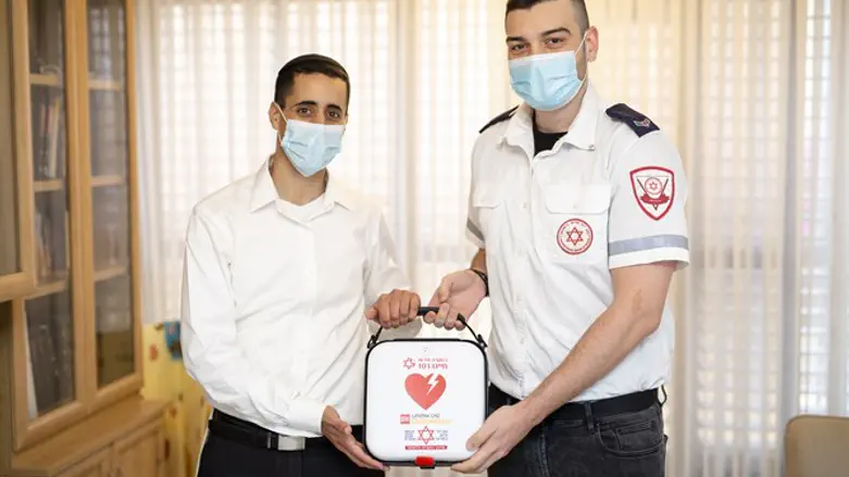 עומר חיים ורז יצחקי