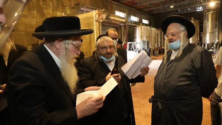 טקס הפרשת תרומות ומעשרות ביקב פסגות