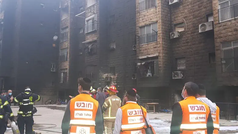 Сгоревший дом