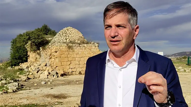 סגן שר הבריאות יואב קיש בבית אל