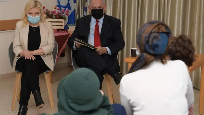 The Netanyahus visit WIZO center