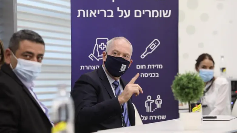 יואב גלנט