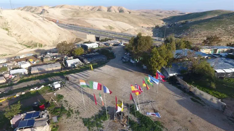 Khan al-Akhmar