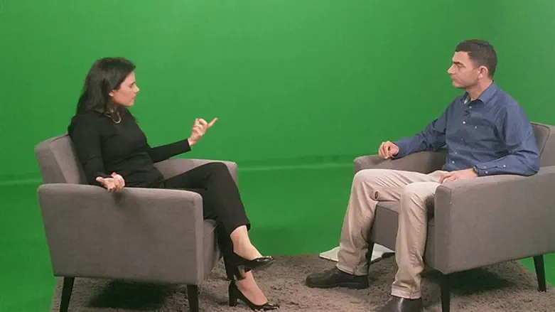 מתן פלג ואיילת שקד