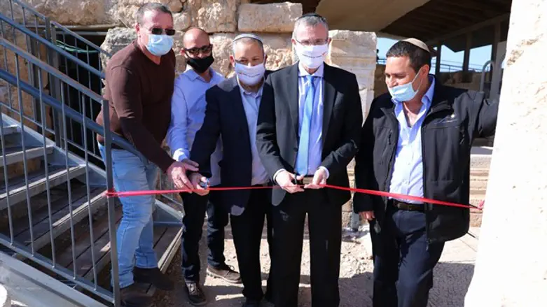 לוין בהר חברון