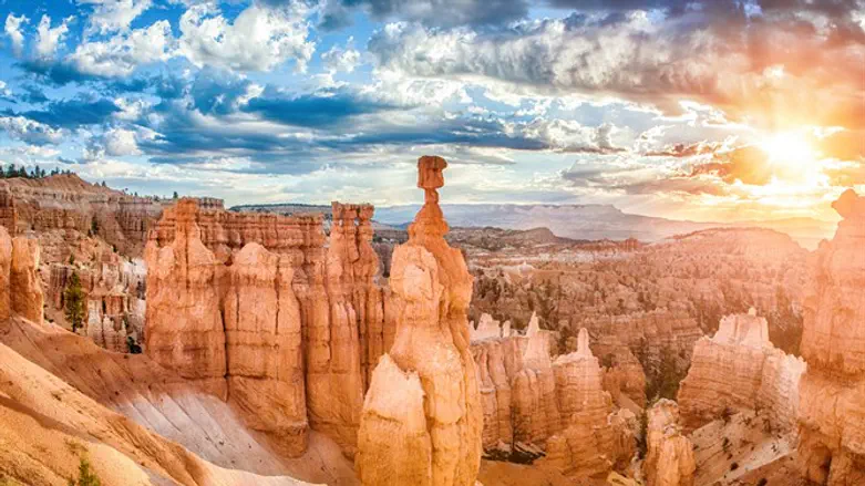 תעלומה באמצע המדבר