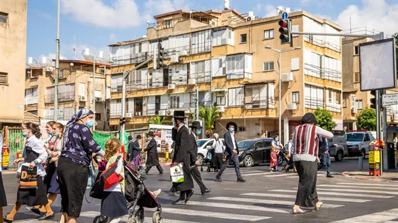 בני ברק. למצולמים אין קשר לידיעה
