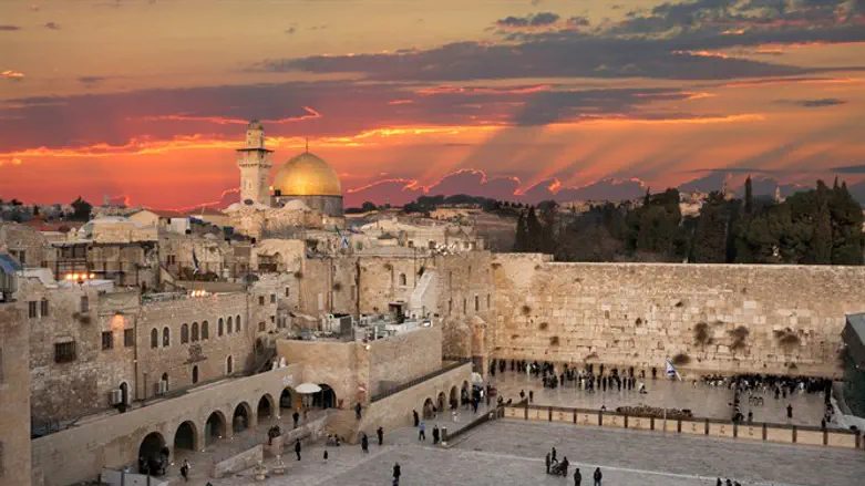 Temple Mt and Kotel plaza