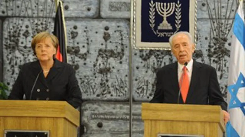 פרס ומרקל היום.