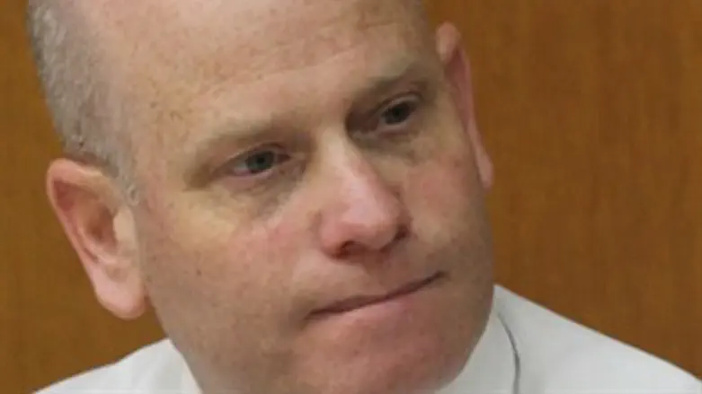 נגד ועדת חקירה. היועמ"ש לכנסת.