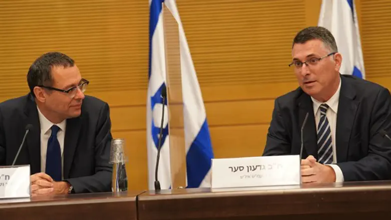 סער והאוזר, הבוקר