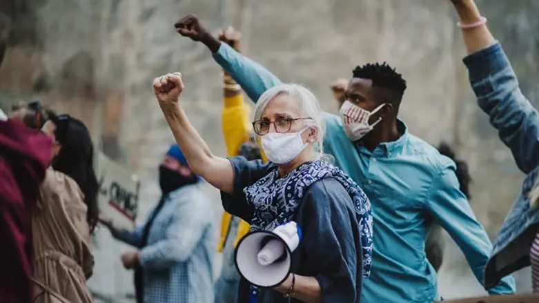 Anti-lockdown protest