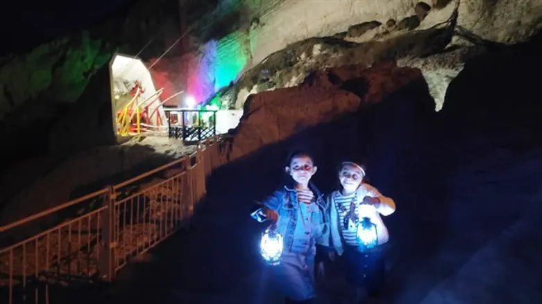 חנוכה בנקרות