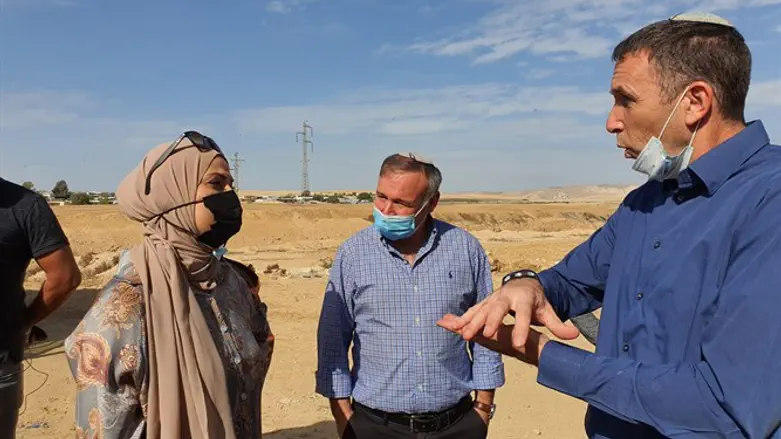 ח"כ כהנא וירון לוץ בסיור בפזורה הבדואית