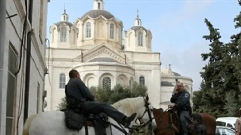זירת ההפגנה מול מגרש הרוסים