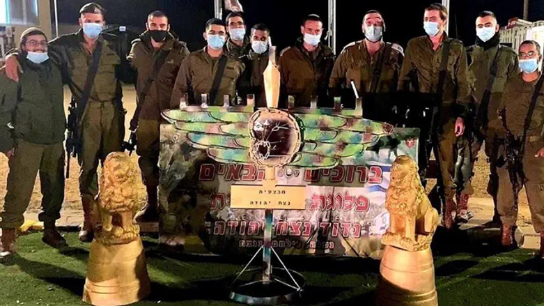 חנוכיית נצח יהודה