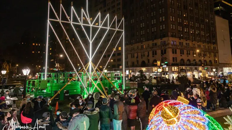 הדלקת החנוכייה במנהטן