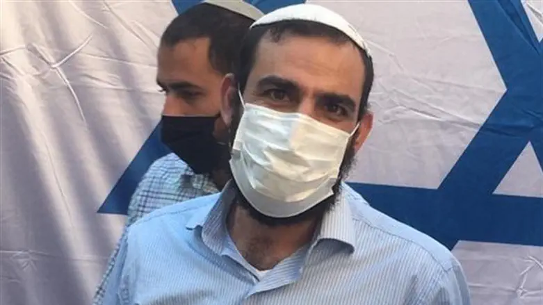 הרב איציק פנירי