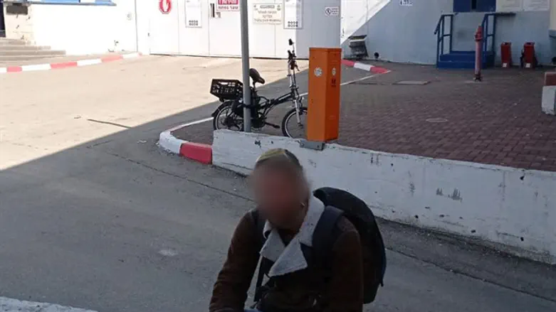 A' at prison entrance