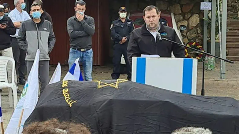 Йоси Даган на похоронах Эстер Хорган (הי"ד)