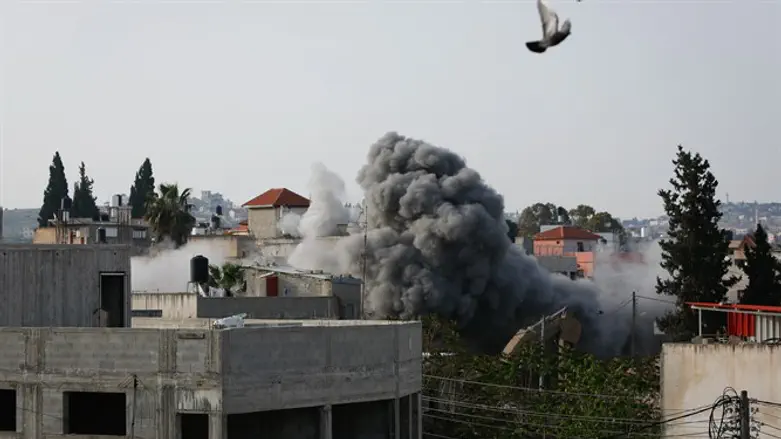 הריסת בית מחבל. ארכיון