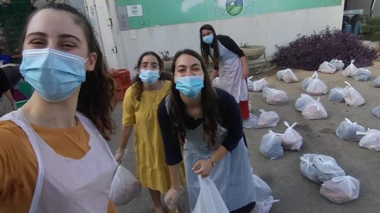 בנות השירות הלאומי