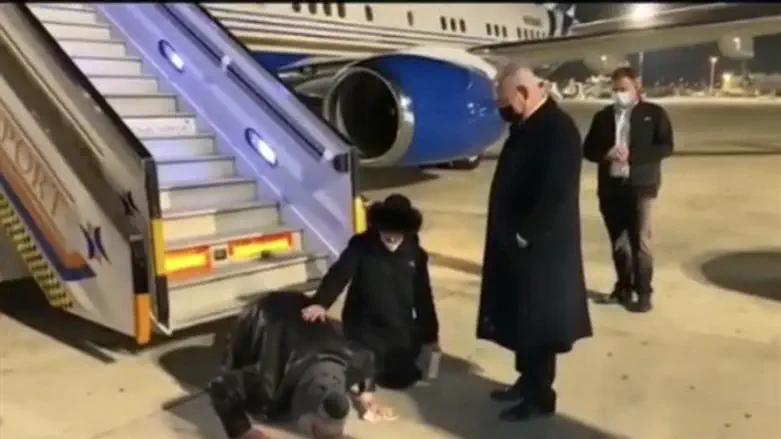 נתניהו מקבל את פניהם של בני הזוג פולארד