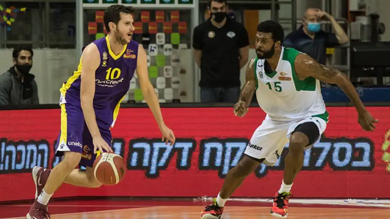 פניני הערב מול חיפה