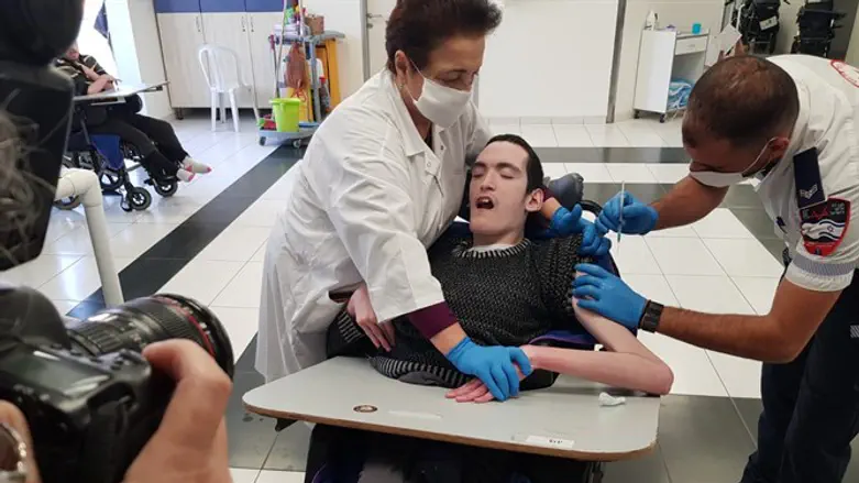 מחסנים ומתרגשים