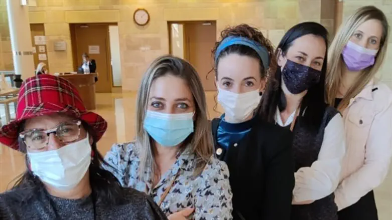 הפעילות למען תקנות חוק הפיקוח על מעונות היום