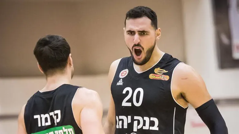 זלמנסון וקרמר הערב. עלו לחצי הגמר