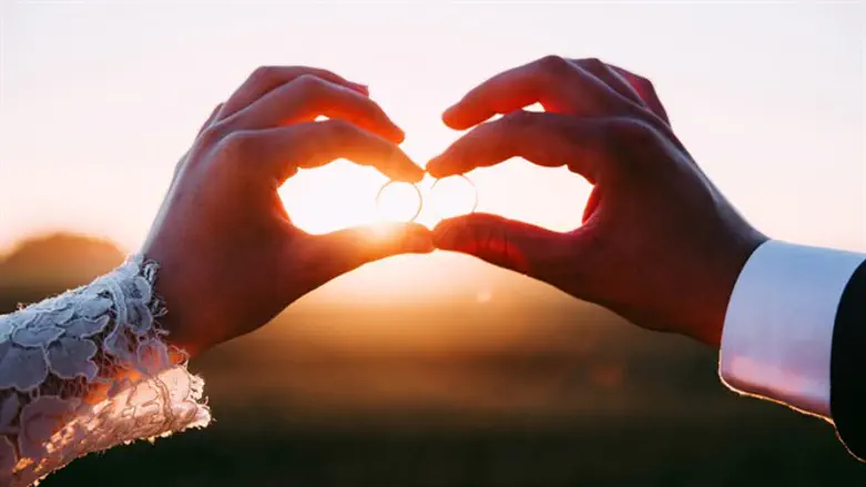 אפשר להתחתן באושר גודל