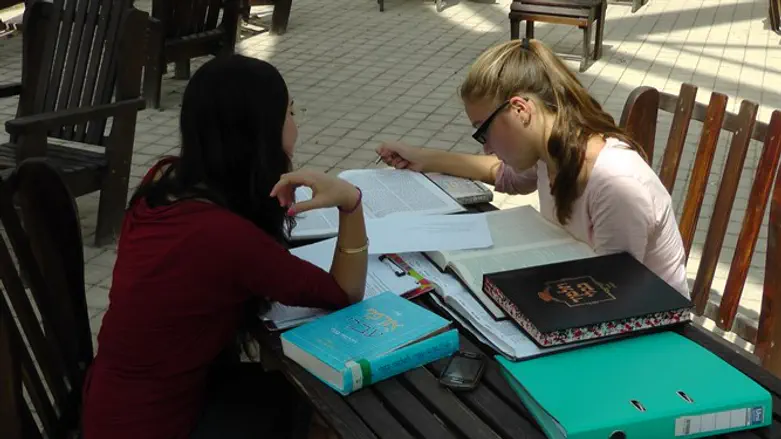 למצולמות אין קשר לכתבה