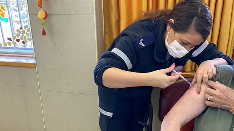 לאור טוביאנה מחסנת