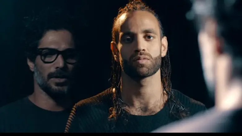מתוך הקליפ החדש, נועם צוריאלי ושחר נהרי