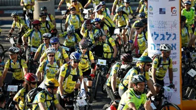 Bikers on charity ride