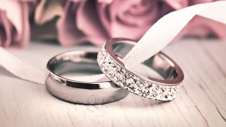 עזרו לכלה יתומה