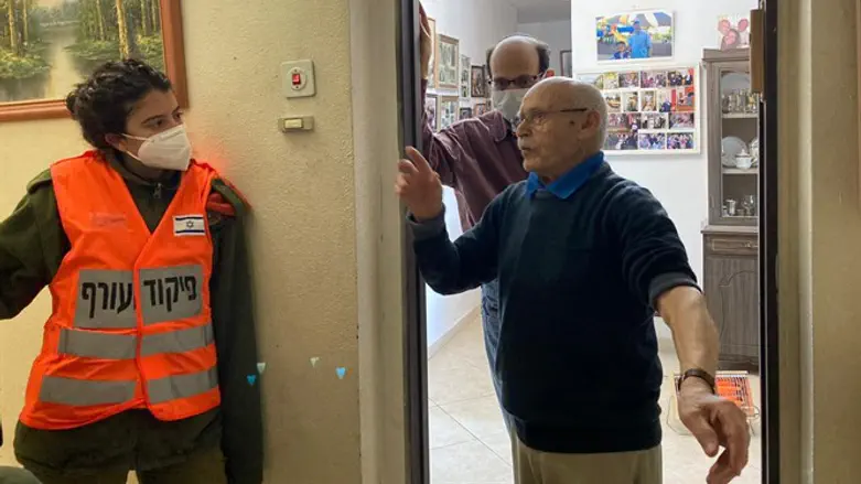 כולם בשביל כולם