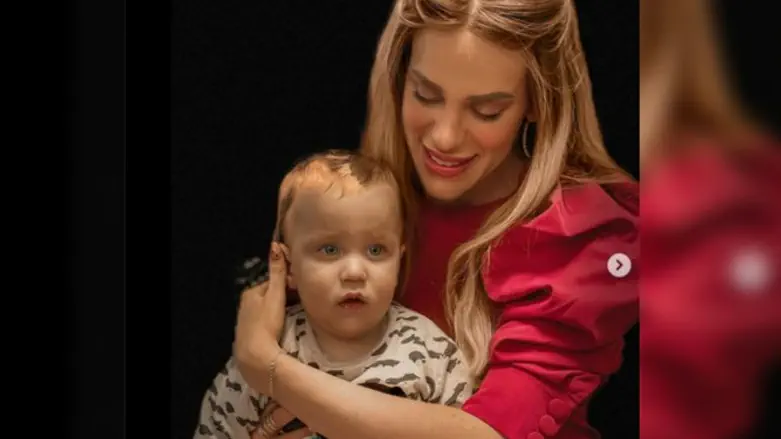 חני וינברגר ובנה אליהו