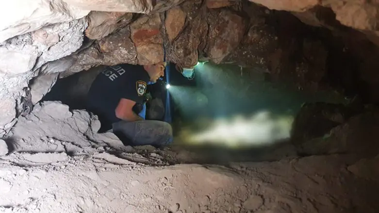 The cave where Yaakov Diskin was found