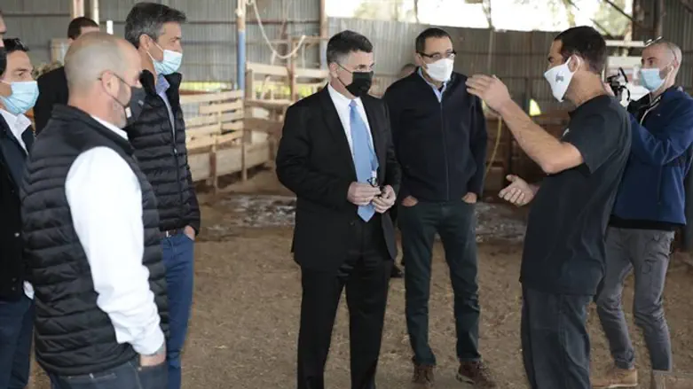 סער עם אנשי ''תקווה חדשה''