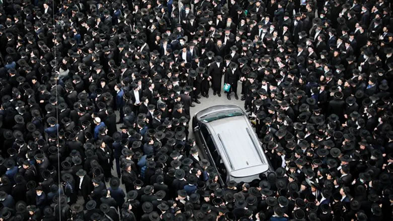 הלווית הרב בירושלים, היום