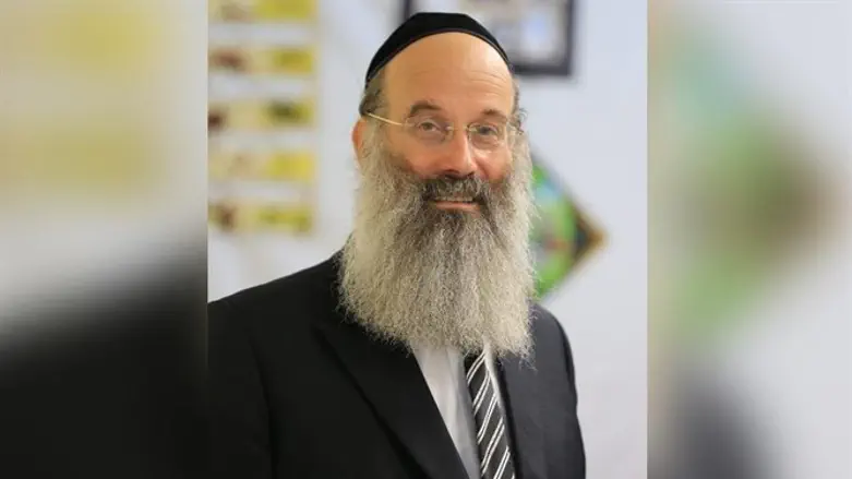 ראש עיריית בני ברק הרב אברהם רובינשטיין