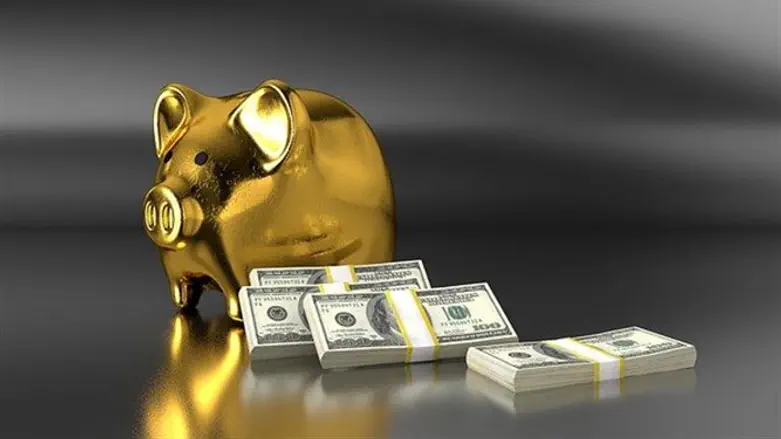 הלוואה או ניכוי צ'קים?